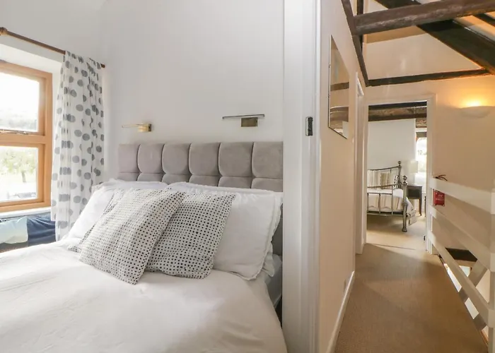 Oak Cottage